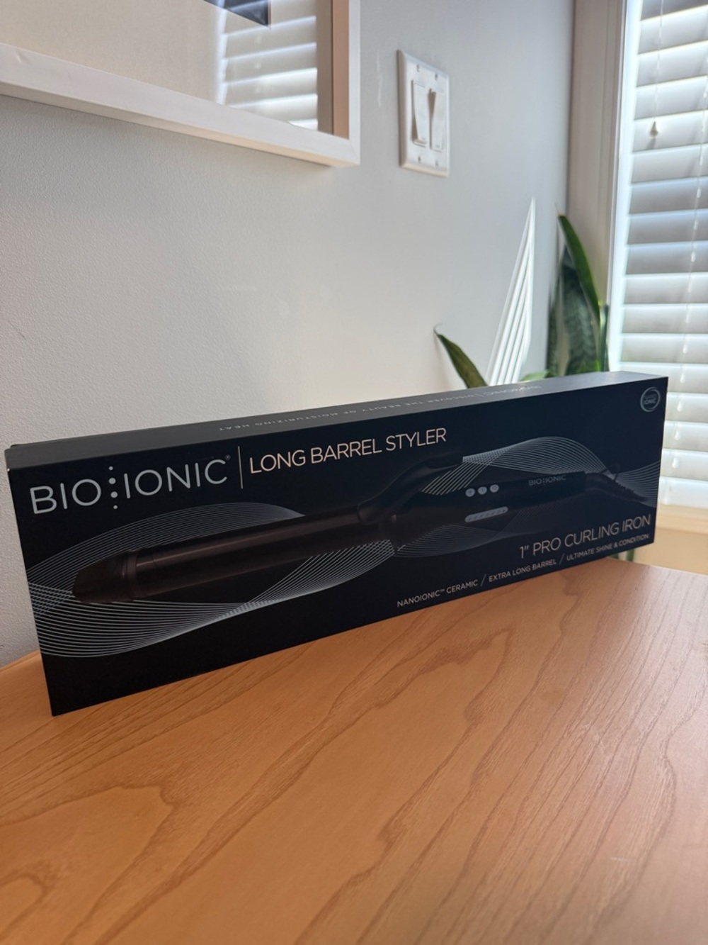 BRAND NEW Bio Ionic Long Barrel Styler 1" Pro Curling Iron - Black